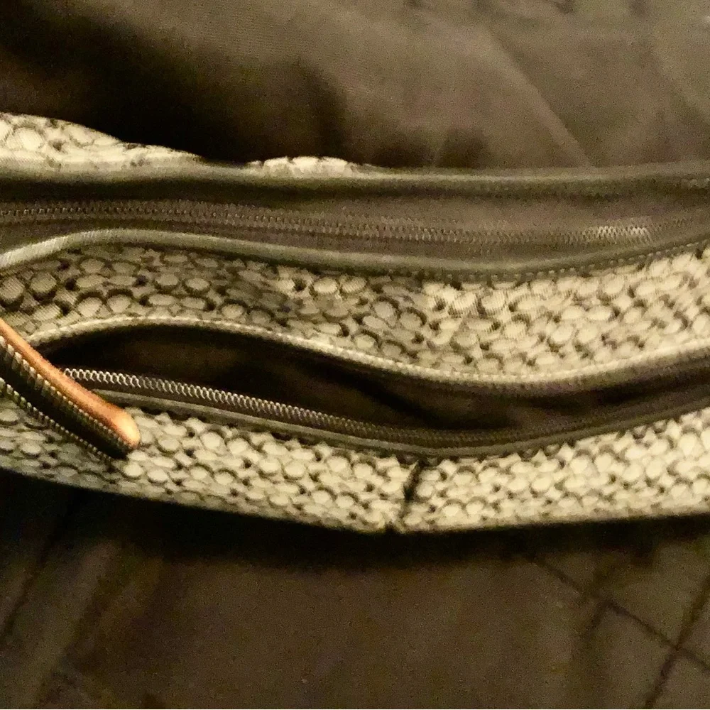 Coach Signature Canvas Messenger Bag in Black and Grey
